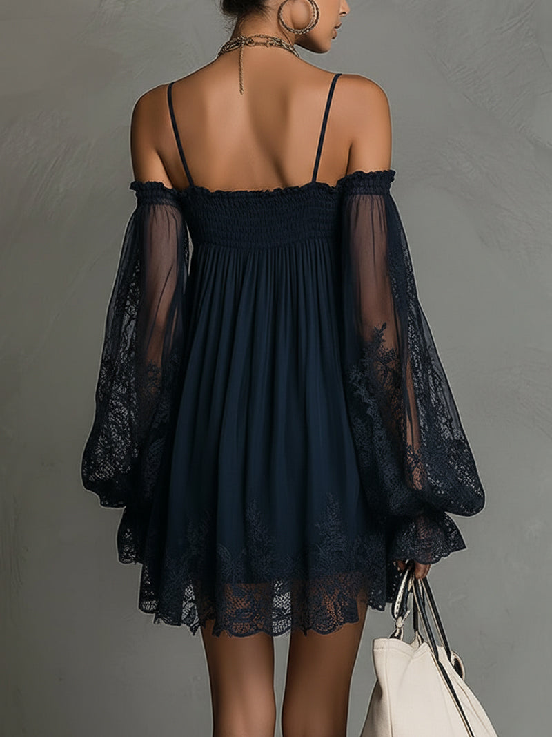 Camille | Elegancka mini sukienka z koronką bez ramiączek
