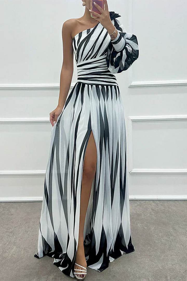 Hazel™ | Elegancka Sukienka Maxi w Paski z Jednym Ramiączkiem