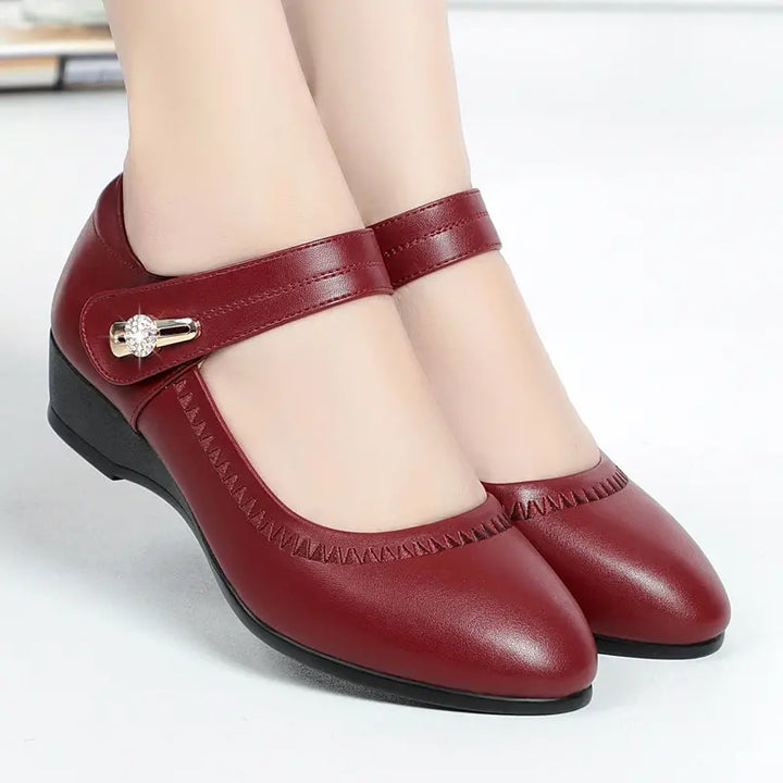 Danelia – Eleganckie buty na średnim obcasie