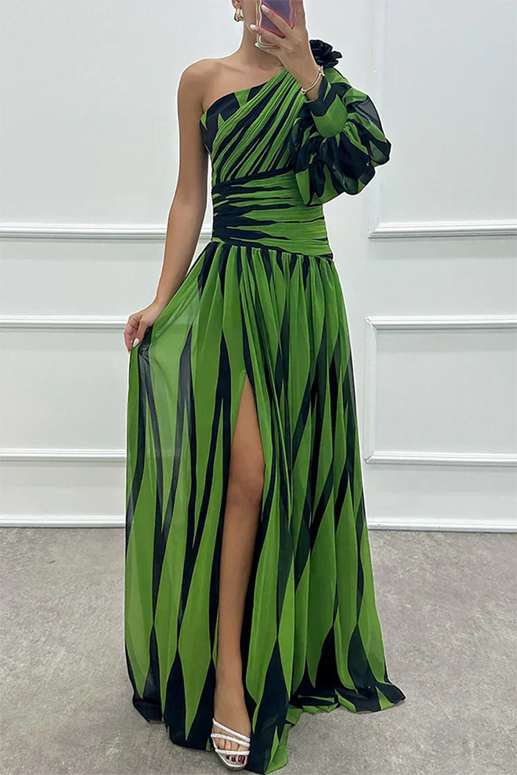 Shiloh - Elegancka Sukienka Maxi w Paski z Jednym Ramiączkiem