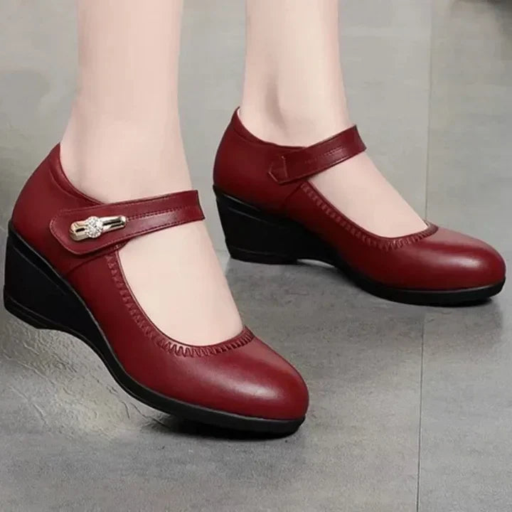 Danelia – Eleganckie buty na średnim obcasie