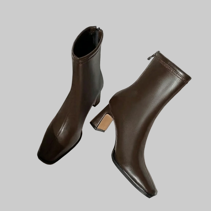 Beluchi | Eleganckie Botki z Wysokim Obcasem i Wyrafinowanym Designem