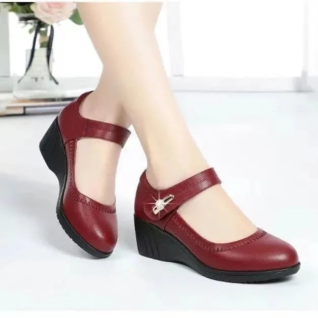 Danelia – Eleganckie buty na średnim obcasie