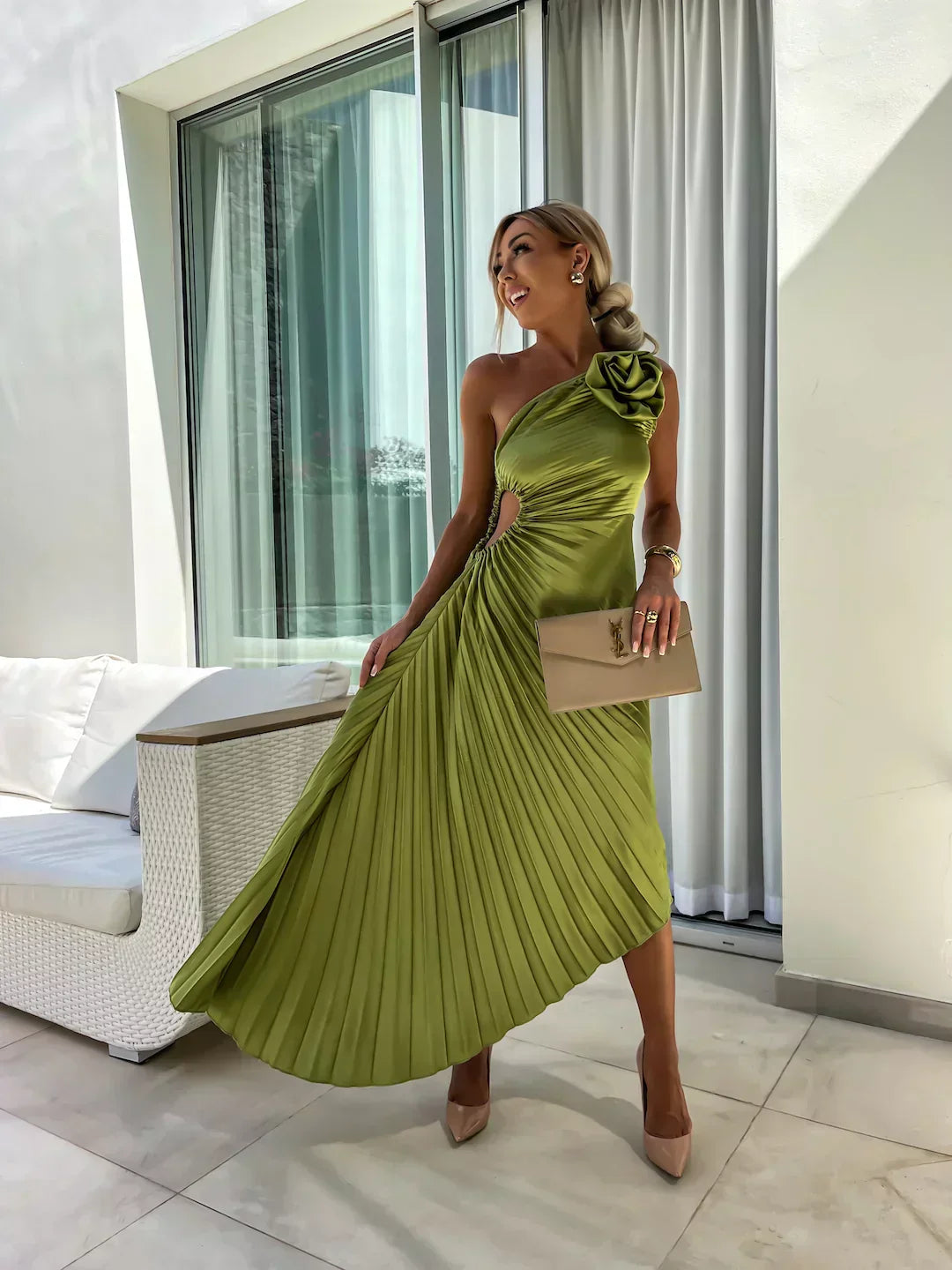 Eya™ | Elegancka Sukienka Maxi Kwiatowa na Jedno Ramię