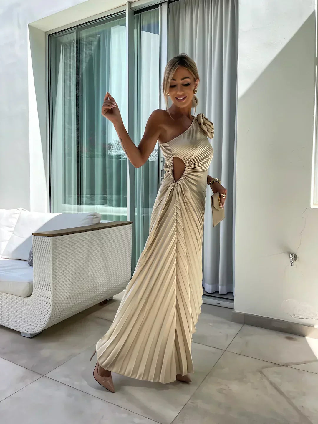 Eya™ | Elegancka Sukienka Maxi Kwiatowa na Jedno Ramię