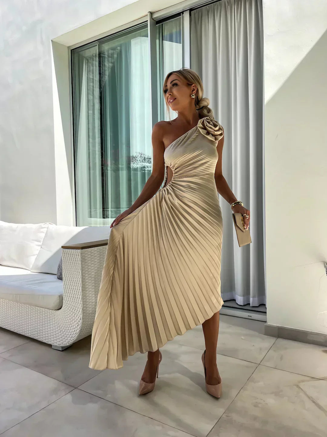 Eya™ | Elegancka Sukienka Maxi Kwiatowa na Jedno Ramię