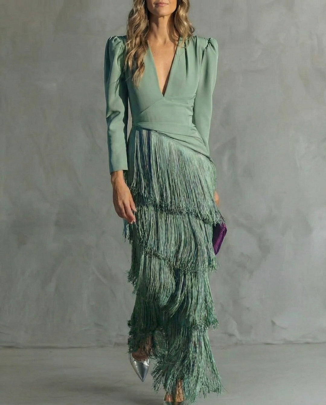 Clara™ | Elegancka Sukienka Midi z Frędzlami